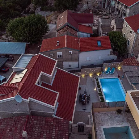 Beautiful Home In Klek With Private Swimming Pool, Can Be Inside Or Outside *