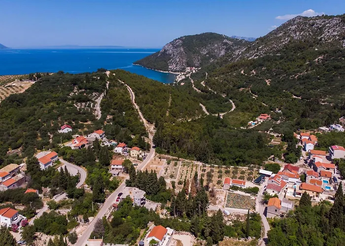 Holiday home Awesome In With Wifi Klek