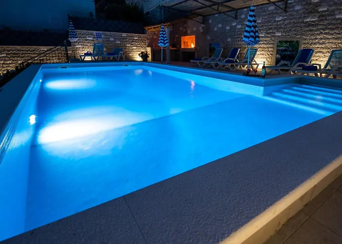 Awesome In With Wifi Holiday home