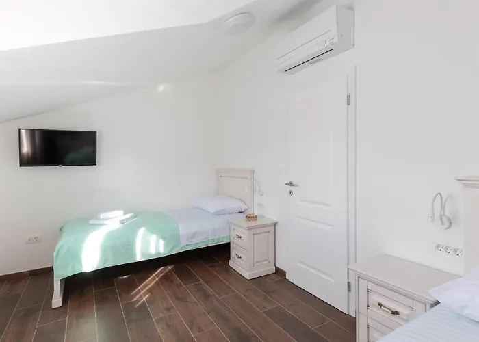 Awesome In With Wifi Holiday home Klek