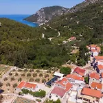 Beach Front Home In Klek